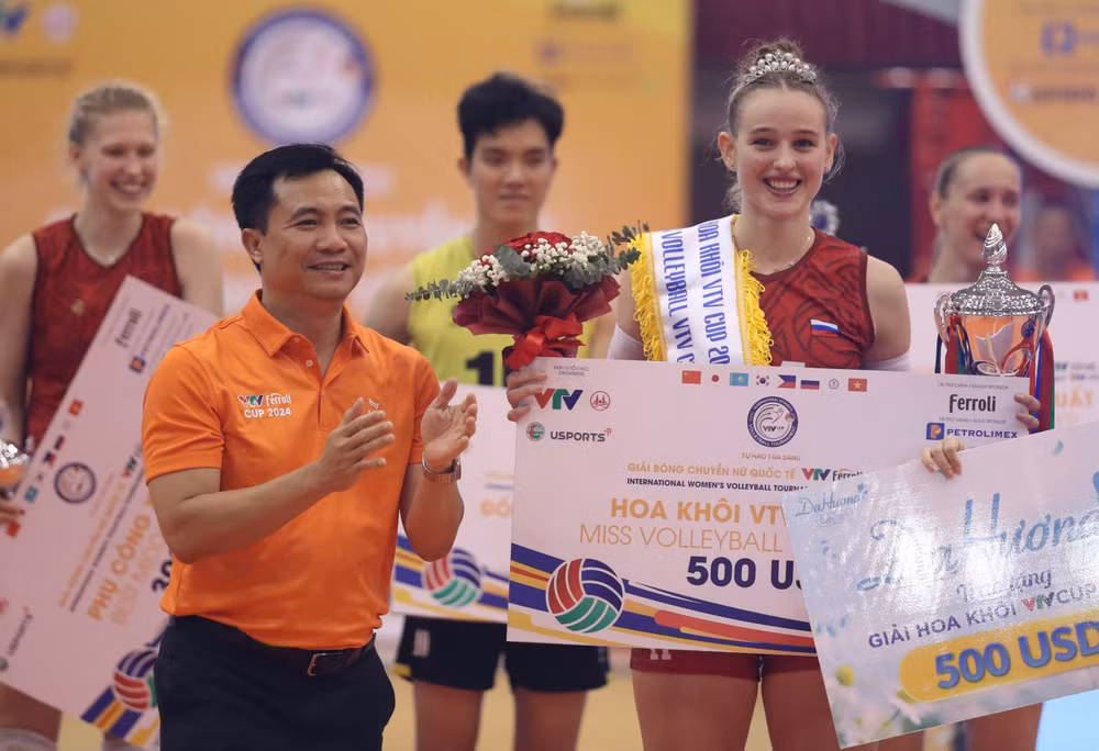 Hoa khôi Palshina Elizaveta. (Ảnh: TUẤN ĐOÀN) Hoa khôi Palshina Elizaveta. (Ảnh: TUẤN ĐOÀN)