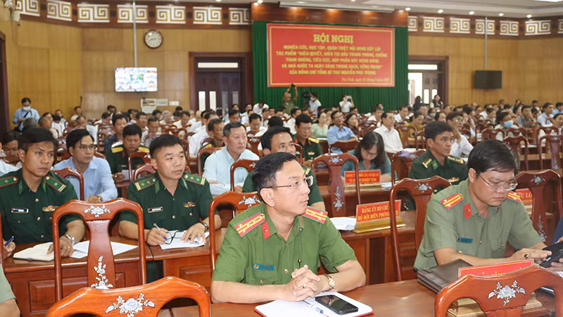 Quang cảnh hội nghị. Quang cảnh hội nghị.