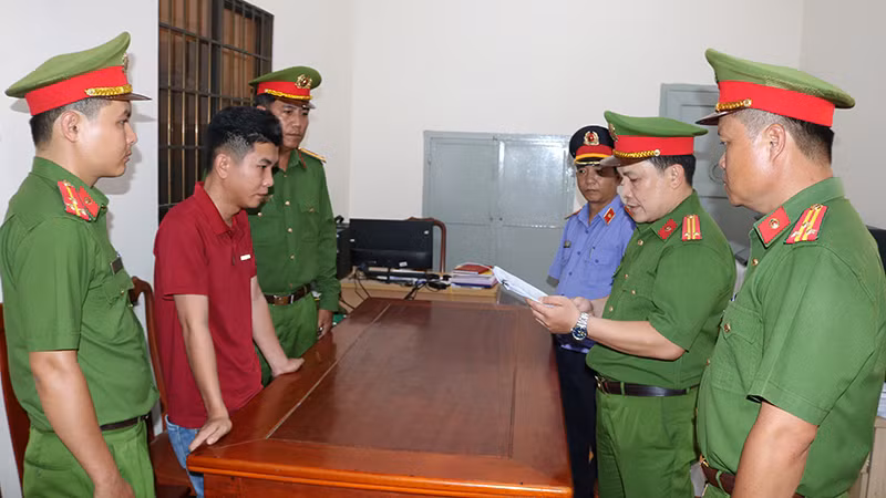 Công an tỉnh Trà Vinh khởi tố vụ án, khởi tố bị can với đối tượng Nhan Hải Duy. Công an tỉnh Trà Vinh khởi tố vụ án, khởi tố bị can với đối tượng Nhan Hải Duy.