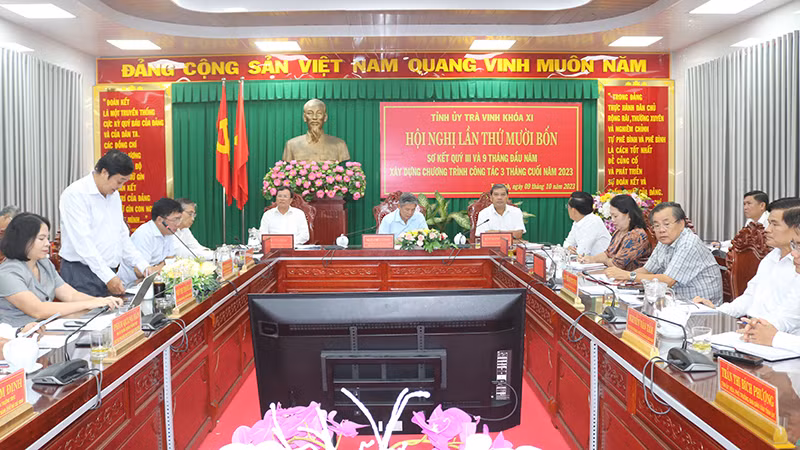 Tỉnh ủy Trà Vinh tổ chức hội nghị lần thứ 14, sơ kết quý III và 9 tháng, năm 2023.