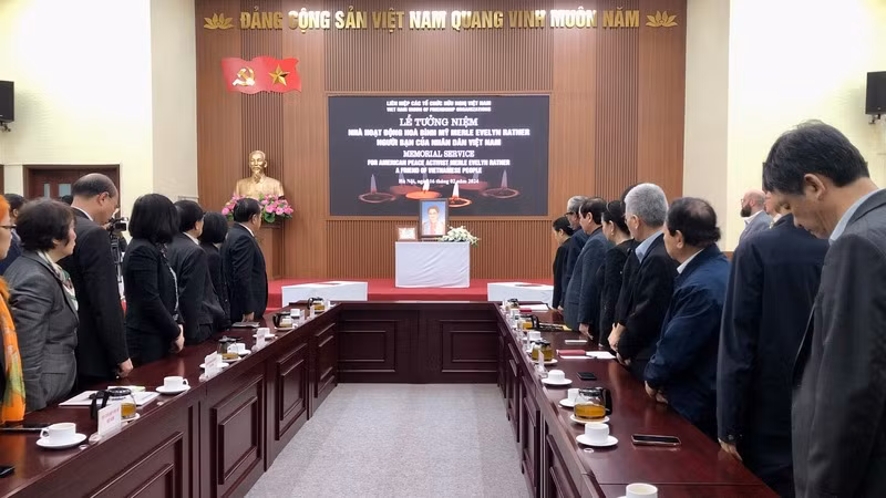 Lễ tưởng niệm nhà hoạt động hòa bình Merle Ratner.