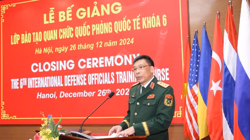 Giám đốc Học viện Quốc phòng Việt Nam Trần Việt Khoa phát biểu tại buổi lễ.