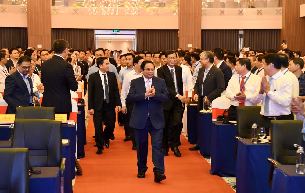 Thủ tướng Phạm Minh Chính tới dự Hội nghị công bố Quy hoạch và Xúc tiến đầu tư tỉnh Ninh Thuận.