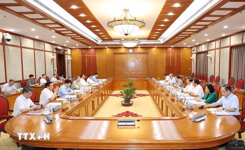 Phiên họp thường kỳ của Bộ Chính trị. 