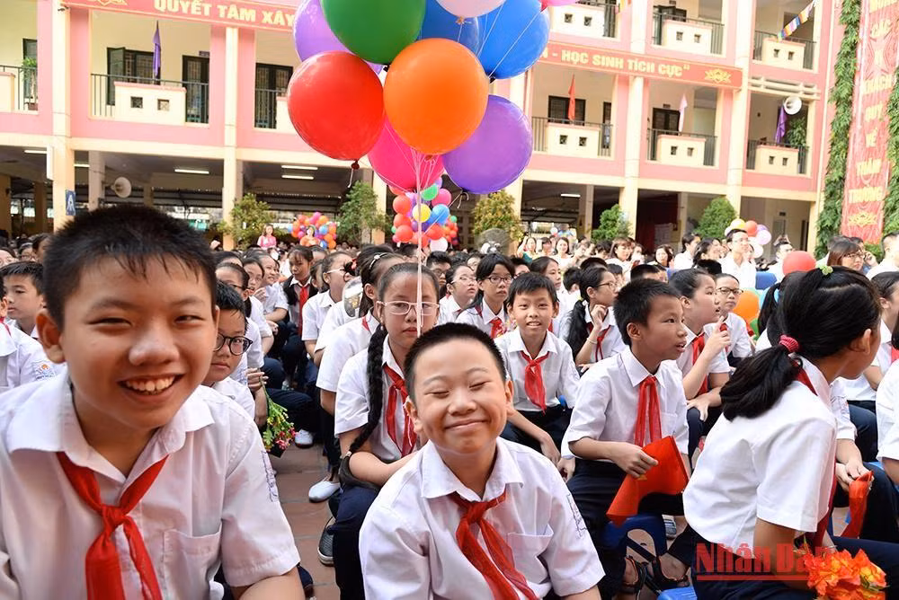 Học sinh trung học. Ảnh: THUỶ NGUYÊN