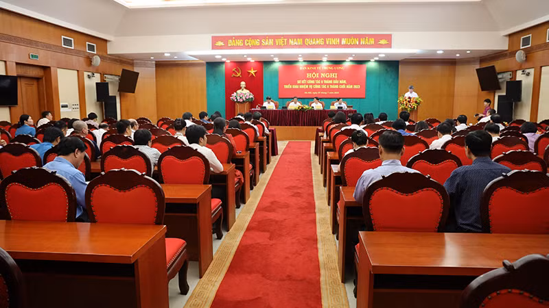 Quang cảnh hội nghị.
