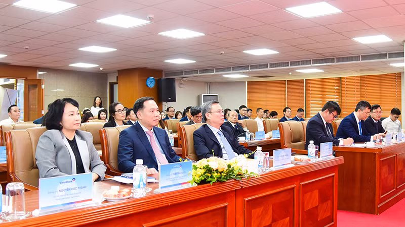 Toàn cảnh buổi Lễ trao giải.