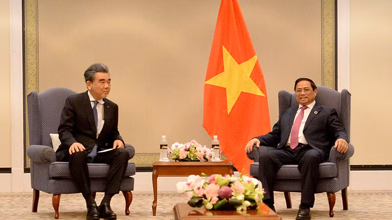 Thủ tướng Phạm Minh Chính tiếp Giáo sư Mitsuo Ochi, Hiệu trưởng Trường Đại học Hiroshima. Thủ tướng Phạm Minh Chính tiếp Giáo sư Mitsuo Ochi, Hiệu trưởng Trường Đại học Hiroshima.
