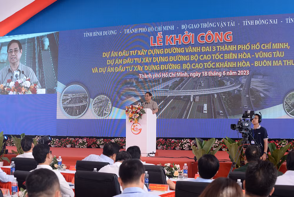 Thủ tướng Phạm Minh Chính phát biểu ý kiến tại lễ khởi công.