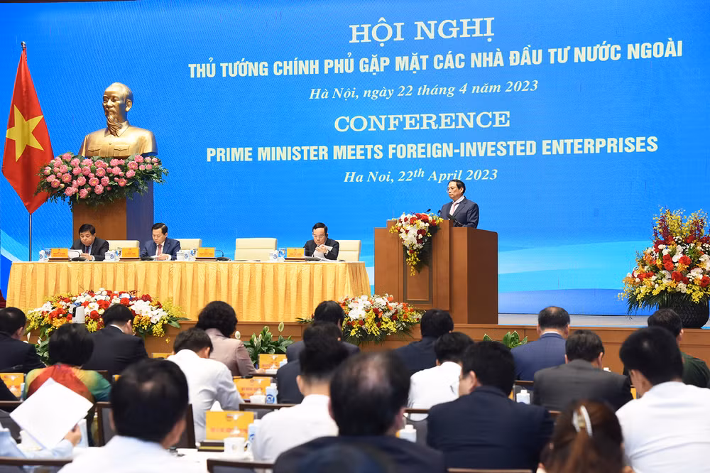 Thủ tướng khẳng định, Việt Nam cam kết tạo lập môi trường kinh doanh tốt nhất hướng đến các chuẩn mực của OECD.