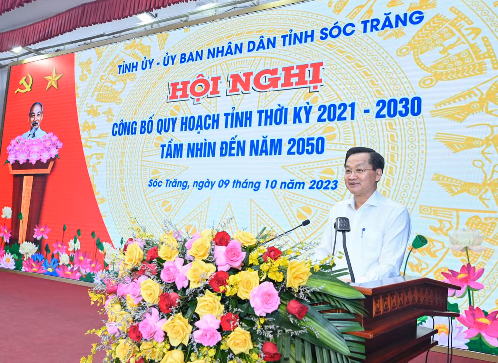 Phó Thủ tướng Chính phủ Lê Minh Khái phát biểu tại hội nghị.