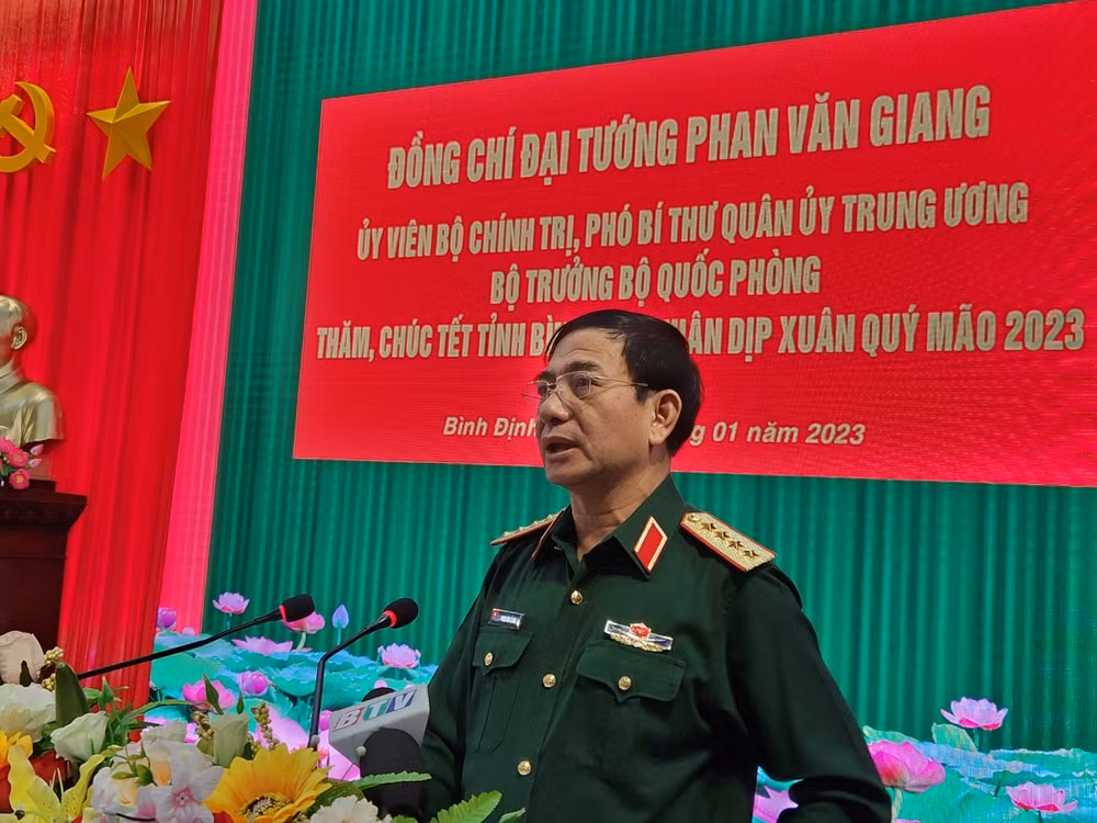 Đoàn công tác Trung ương do Đại tướng Phan Văn Giang thăm, chúc Tết tại Bình Định.