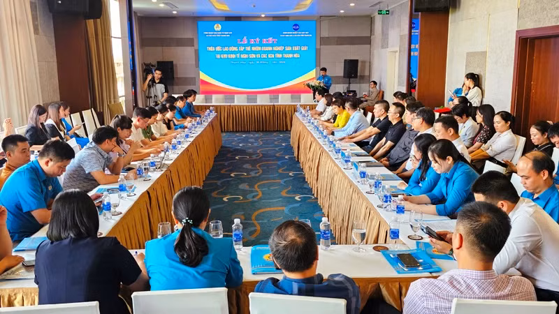 Quang cảnh buổi lễ.