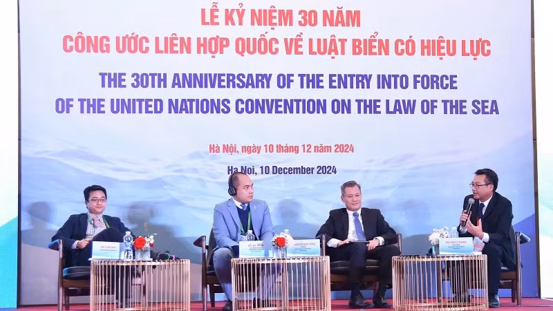 Quang cảnh tọa đàm. (Ảnh: dangcongsan.vn) 