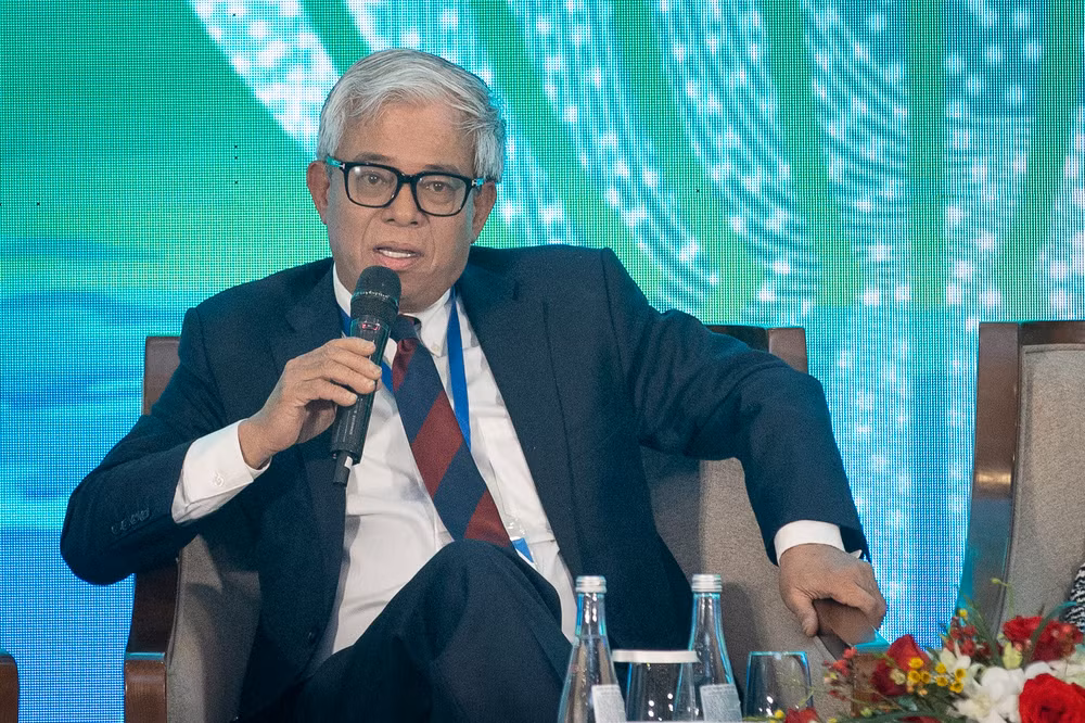 Đại sứ Phạm Quang Vinh, nguyên Thứ trưởng Ngoại giao, nguyên Trưởng SOM ASEAN Việt Nam phát biểu. (Ảnh: SƠN TÙNG) Đại sứ Phạm Quang Vinh, nguyên Thứ trưởng Ngoại giao, nguyên Trưởng SOM ASEAN Việt Nam phát biểu. (Ảnh: SƠN TÙNG)