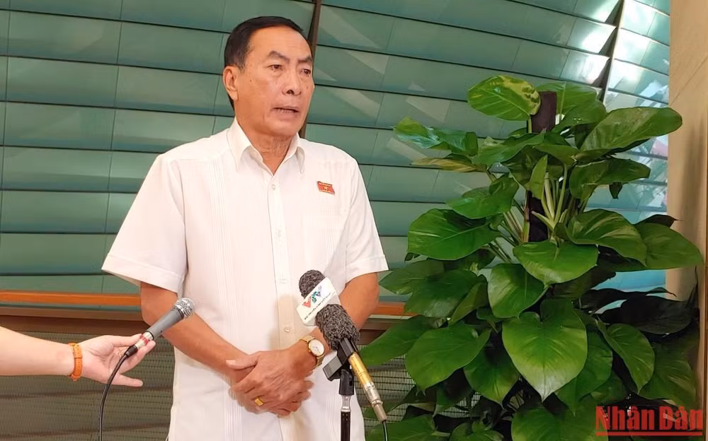 Đại biểu Phạm Văn Hòa - Đoàn đại biểu Quốc hội tỉnh Đồng Tháp. (Ảnh: TRUNG HƯNG) Đại biểu Phạm Văn Hòa - Đoàn đại biểu Quốc hội tỉnh Đồng Tháp. (Ảnh: TRUNG HƯNG)