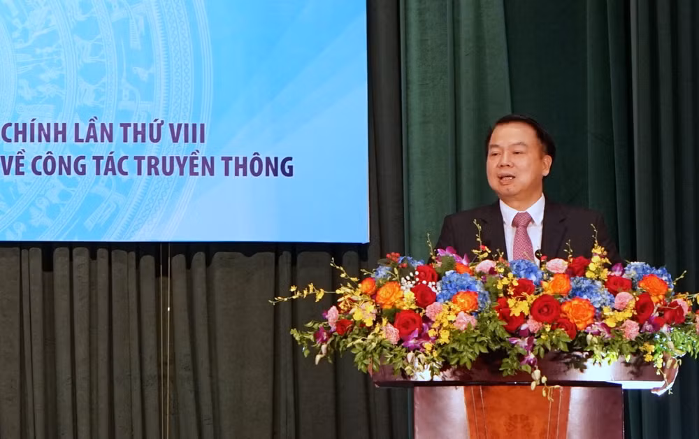 Thứ trưởng Tài chính Nguyễn Đức Chi phát biểu tại lễ trao giải. (Ảnh: TRUNG HƯNG)