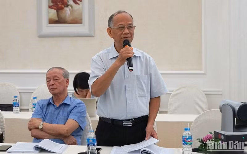 Theo Tiến sĩ Nguyễn Minh Phong, từ nay đến cuối năm, áp lực lạm phát tiền tệ và lạm phát chi phí đẩy sẽ tiếp tục hiện diện, trong khi lạm phát cầu kéo và lạm phát ngoại nhập sẽ giảm dần. (Ảnh: TRUNG HƯNG) Theo Tiến sĩ Nguyễn Minh Phong, từ nay đến cuối năm, áp lực lạm phát tiền tệ và lạm phát chi phí đẩy sẽ tiếp tục hiện diện, trong khi lạm phát cầu kéo và lạm phát ngoại nhập sẽ giảm dần. (Ảnh: TRUNG HƯNG)