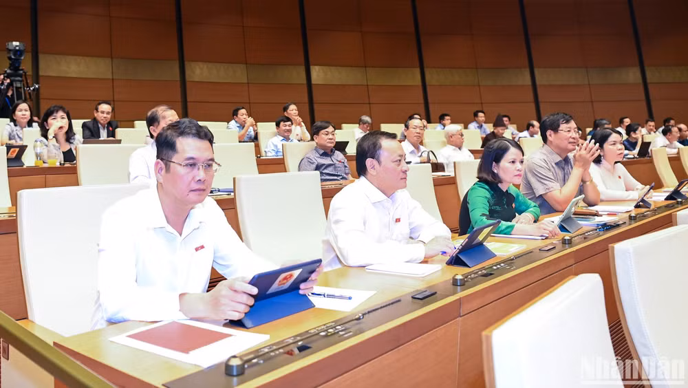Các đại biểu dự phiên họp của Quốc hội, chiều 31/10/2023. (Ảnh: DUY LINH)
