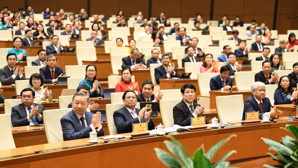 Lãnh đạo Đảng, Nhà nước cùng các đại biểu Quốc hội tại phiên bế mạc Kỳ họp thứ 7, Quốc hội khóa XV. (Ảnh: DUY LINH)