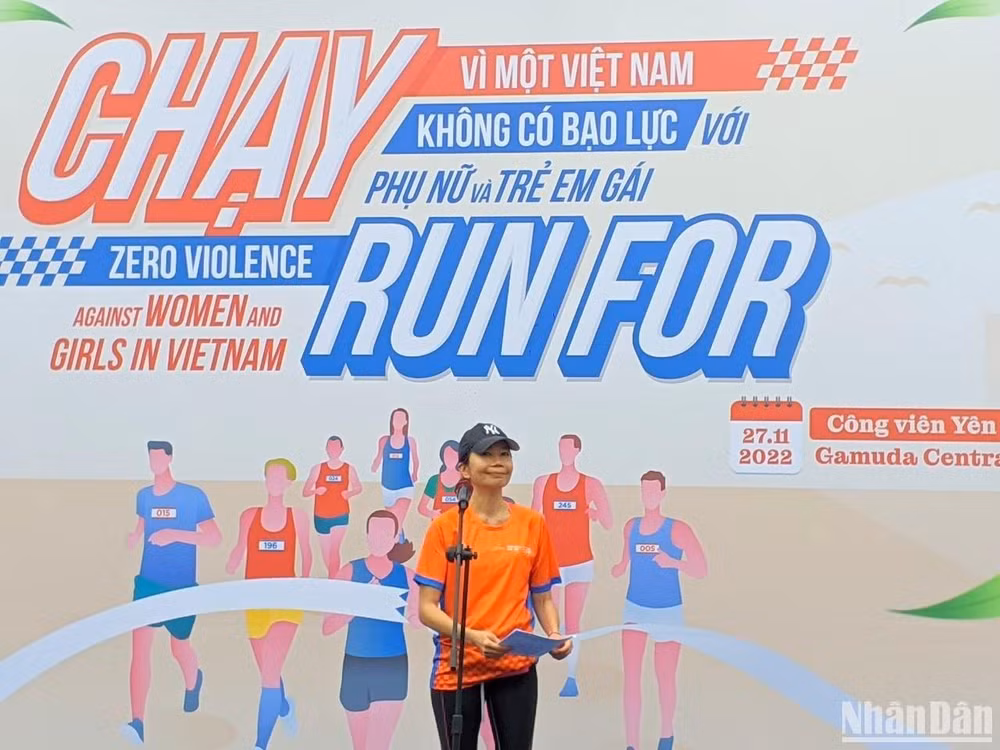 Bà Pauline Tamesis, Điều phối viên thường trú Liên hợp quốc tại Việt Nam phát biểu khai mạc sự kiện. (Ảnh: TRUNG HƯNG) Bà Pauline Tamesis, Điều phối viên thường trú Liên hợp quốc tại Việt Nam phát biểu khai mạc sự kiện. (Ảnh: TRUNG HƯNG)
