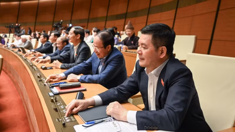 Quốc hội thông qua Nghị quyết về tổ chức chính quyền đô thị tại thành phố Hải Phòng. (Ảnh: DUY LINH)