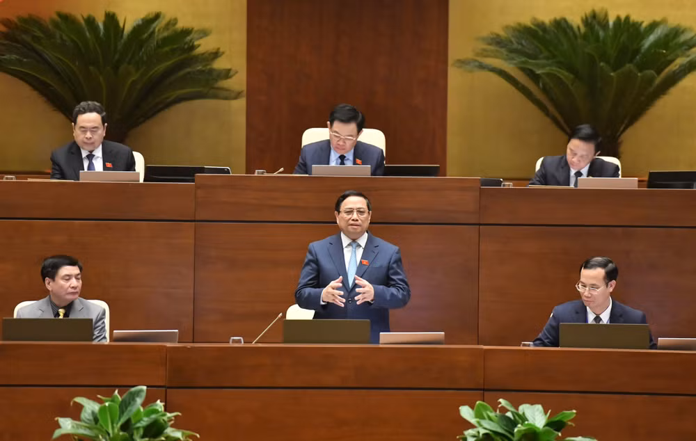 Thủ tướng Phạm Minh Chính trả lời chất vấn của đại biểu Quốc hội. (Ảnh: ĐĂNG KHOA)