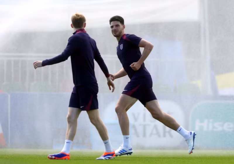 Các cầu thủ tuyển Anh trong buổi tập trước thềm chung kết EURO 2024, Blankenhain, Đức, ngày 13/7/2024. (Ảnh: Reuters) Các cầu thủ tuyển Anh trong buổi tập trước thềm chung kết EURO 2024, Blankenhain, Đức, ngày 13/7/2024. (Ảnh: Reuters)