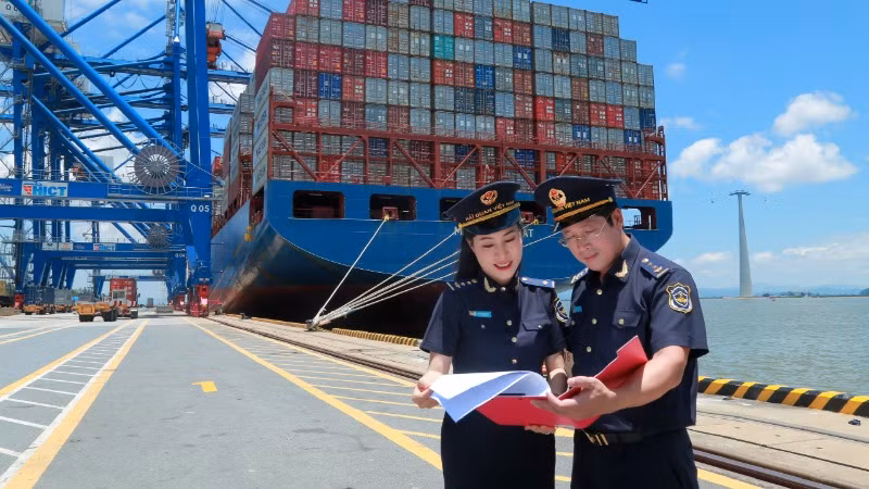 Việt Nam tiếp tục duy trì xuất siêu với mức 3,13 tỷ USD trong tháng đầu tiên của năm mới 2025. 