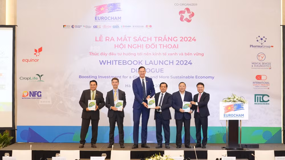 EuroCham công bố Sách trắng thường niên lần thứ 15.