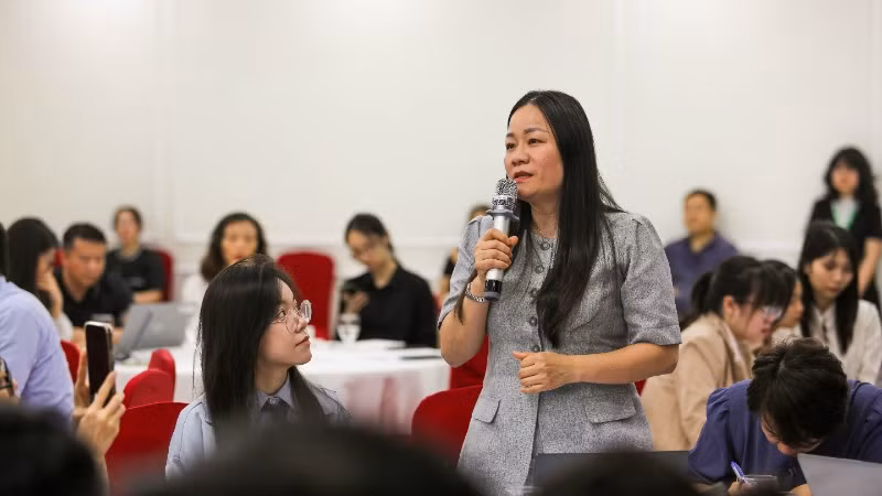 Bà Trần Thị Kim Loan, Chủ tịch Hội Liên hiệp Phụ nữ Việt Nam thành phố Huế. (Ảnh: Oxfam Việt Nam) Bà Trần Thị Kim Loan, Chủ tịch Hội Liên hiệp Phụ nữ Việt Nam thành phố Huế. (Ảnh: Oxfam Việt Nam)
