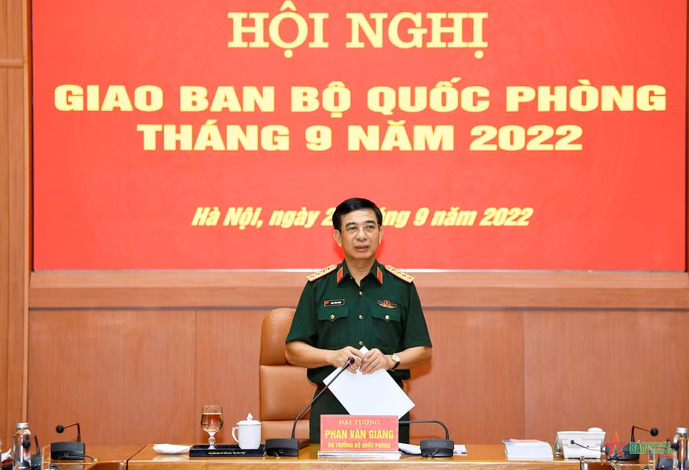 Đại tướng Phan Văn Giang phát biểu chỉ đạo hội nghị. (Ảnh: qdnd.vn) 