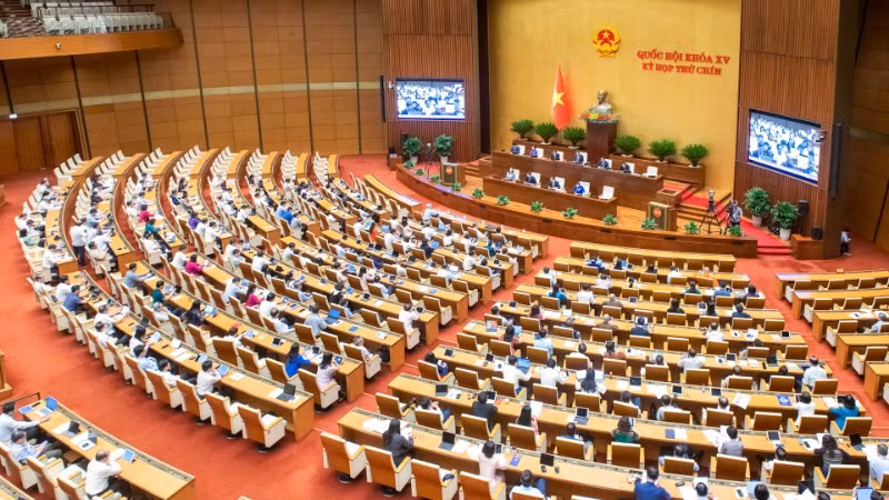 Quang cảnh phiên họp. (Ảnh: BÙI GIANG)