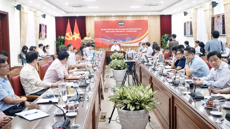 Quang cảnh hội nghị. (Ảnh: TRUNG HƯNG) Quang cảnh hội nghị. (Ảnh: TRUNG HƯNG)