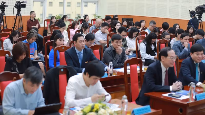 Các đại biểu tham dự lễ phát động. Các đại biểu tham dự lễ phát động.