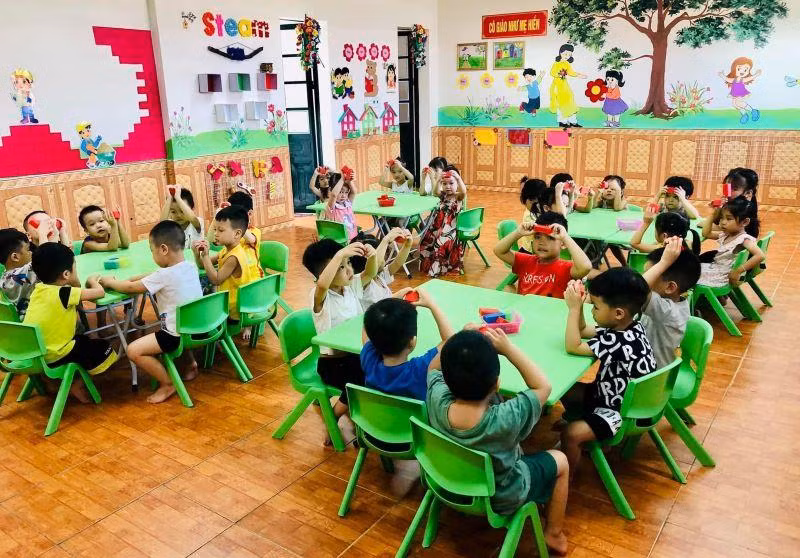 Học sinh mầm non Hoa Hồng, thành phố Lào Cai.