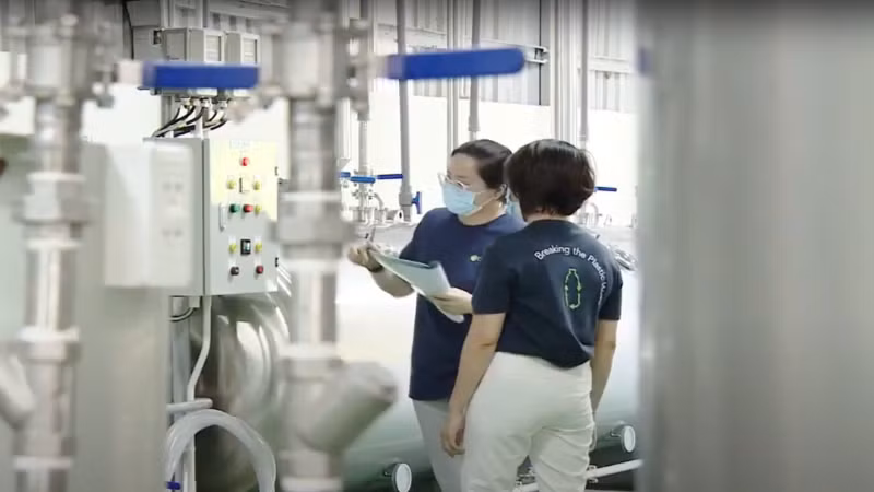 Sản xuất nhựa sinh học tại nhà máy của BUYO.