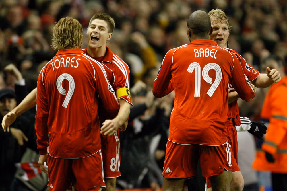 Babel với bàn thắng vào phút 90+2 đã giết chết hy vọng của Arsenal. (Ảnh: LiverpoolFC)