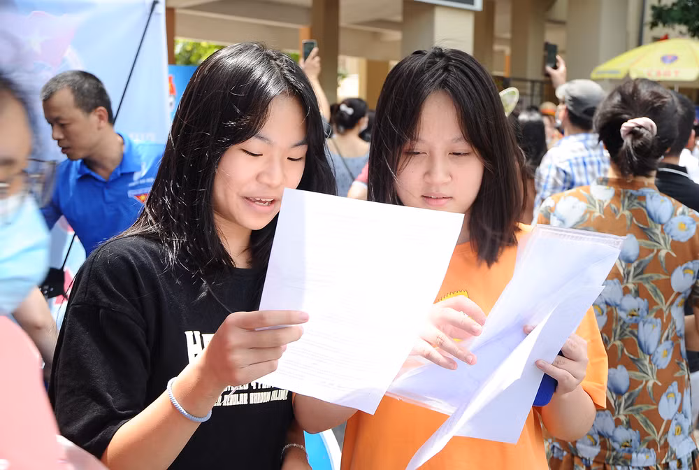 Các thí sinh đã sẵn sàng cho kỳ thi tốt nghiệp trung học phổ thông. Ảnh: HẢI NAM