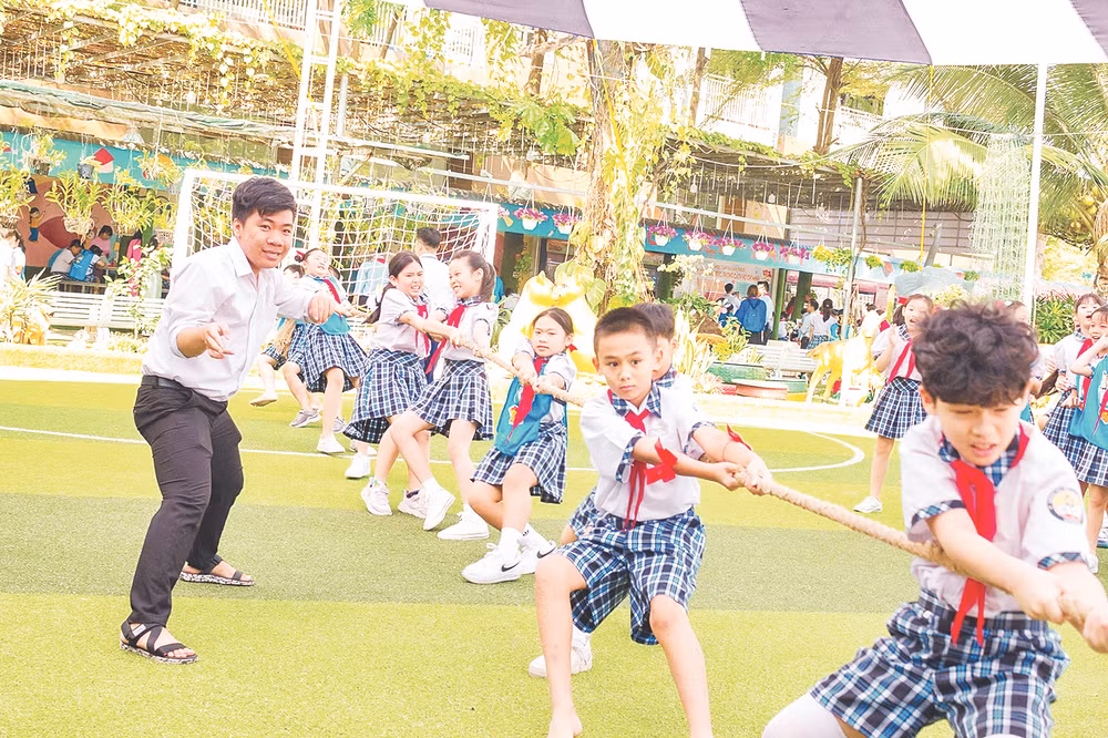 Trẻ em tham gia ngày hội “Thiếu nhi vui khỏe năm 2024” tại Thành phố Hồ Chí Minh.