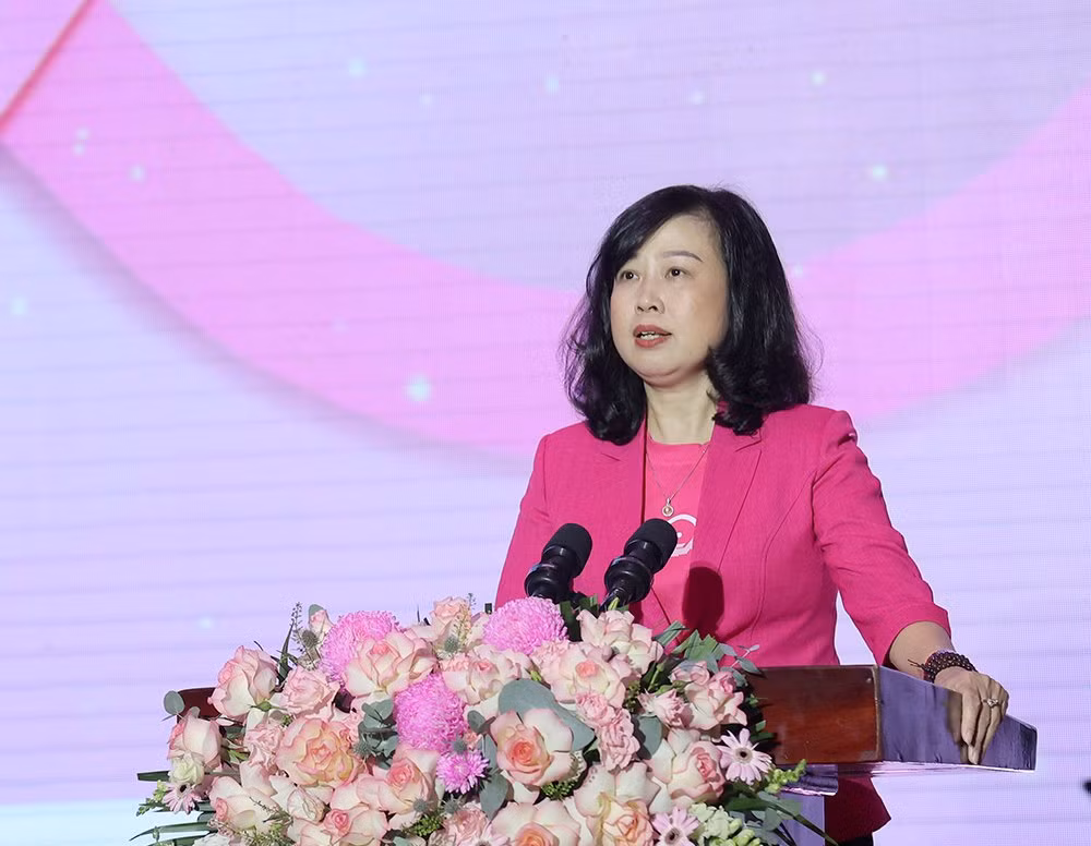Bộ trưởng Y tế Đào Hồng Lan phát biểu tại Lễ phát động. Bộ trưởng Y tế Đào Hồng Lan phát biểu tại Lễ phát động.