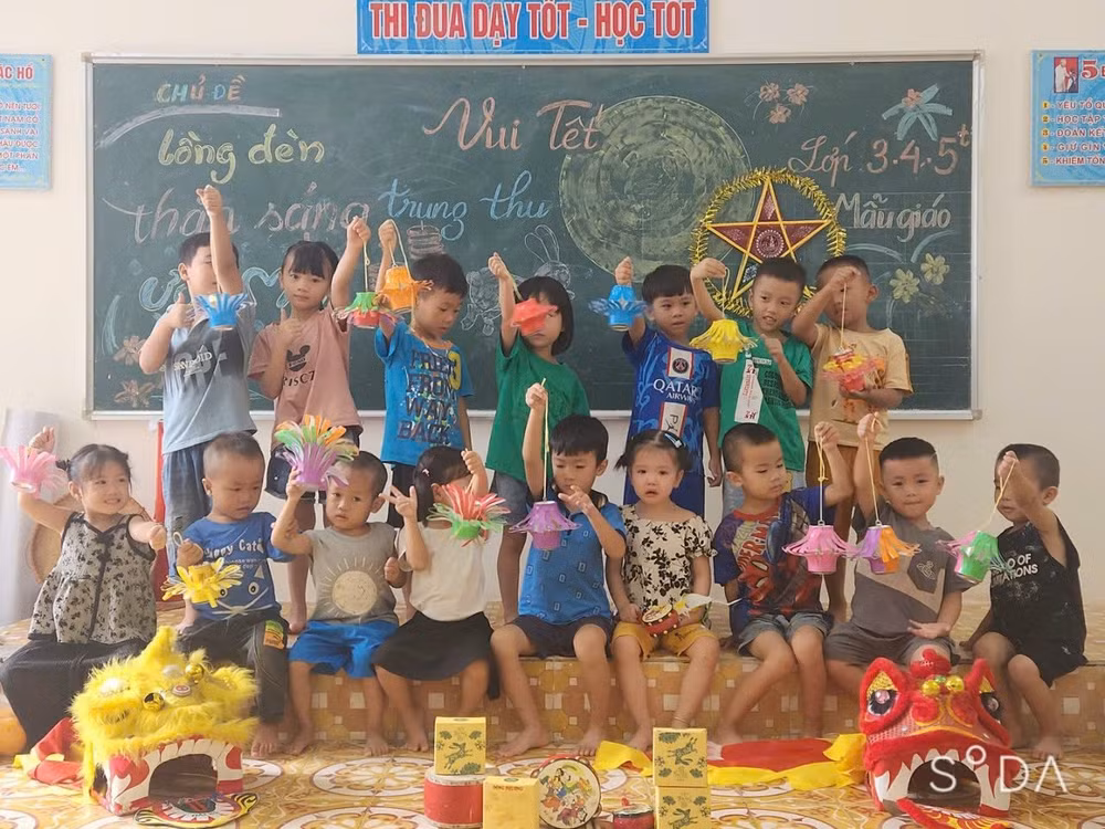 Trẻ vui Tết trung thu trên đảo. Ảnh trong bài | Ngoan Nguyễn