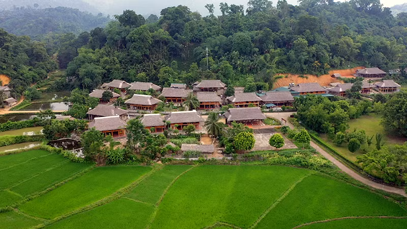 Toàn cảnh thôn Tân Lập (làng Kim Long), xã Tân Trào, huyện Sơn Dương, tỉnh Tuyên Quang.