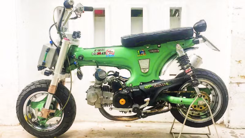 Dáng xe minibike đầy cá tính.