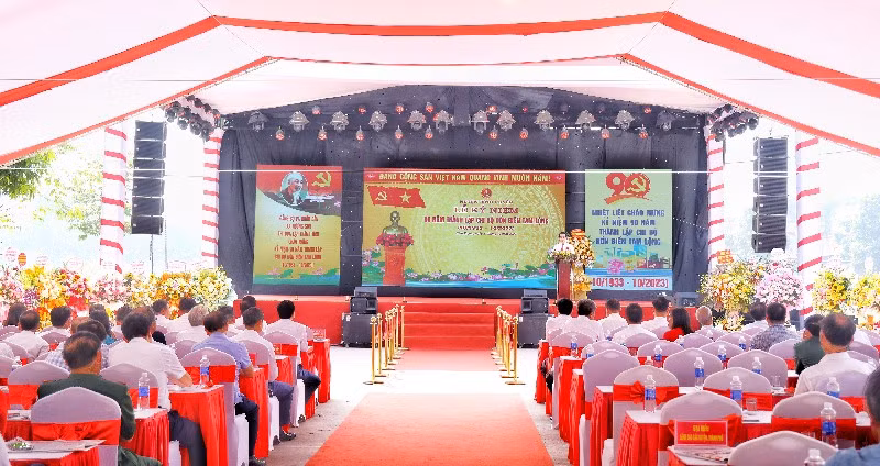 Toàn cảnh lễ kỷ niệm.