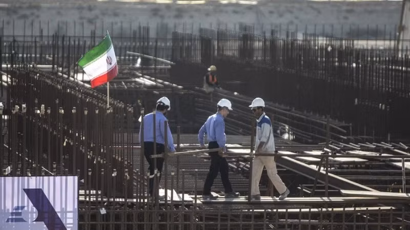 Ảnh minh họa: Công trường xây dựng giai đoạn 2 của Nhà máy điện hạt nhân Bushehr của Iran ở Bushehr, miền nam Iran, vào ngày 10/11/2019. (Ảnh: XINHUA)