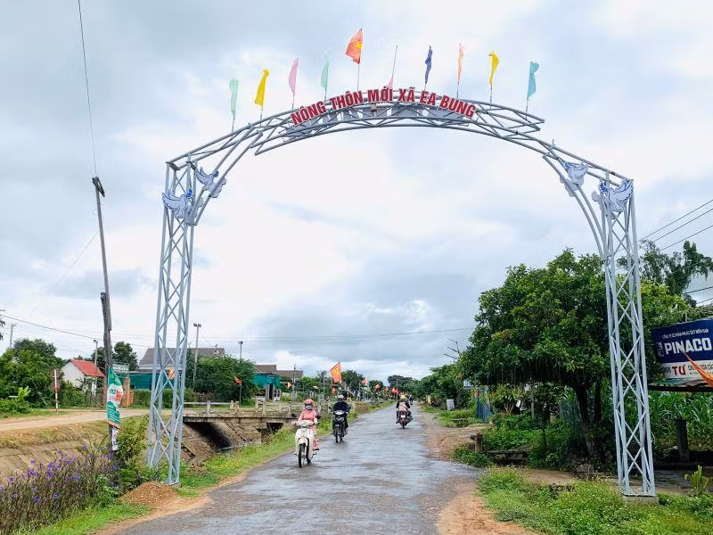 Diện mạo nông thôn mới xã biên giới Ea Bung, huyện Ea Súp ngày càng khởi sắc. 