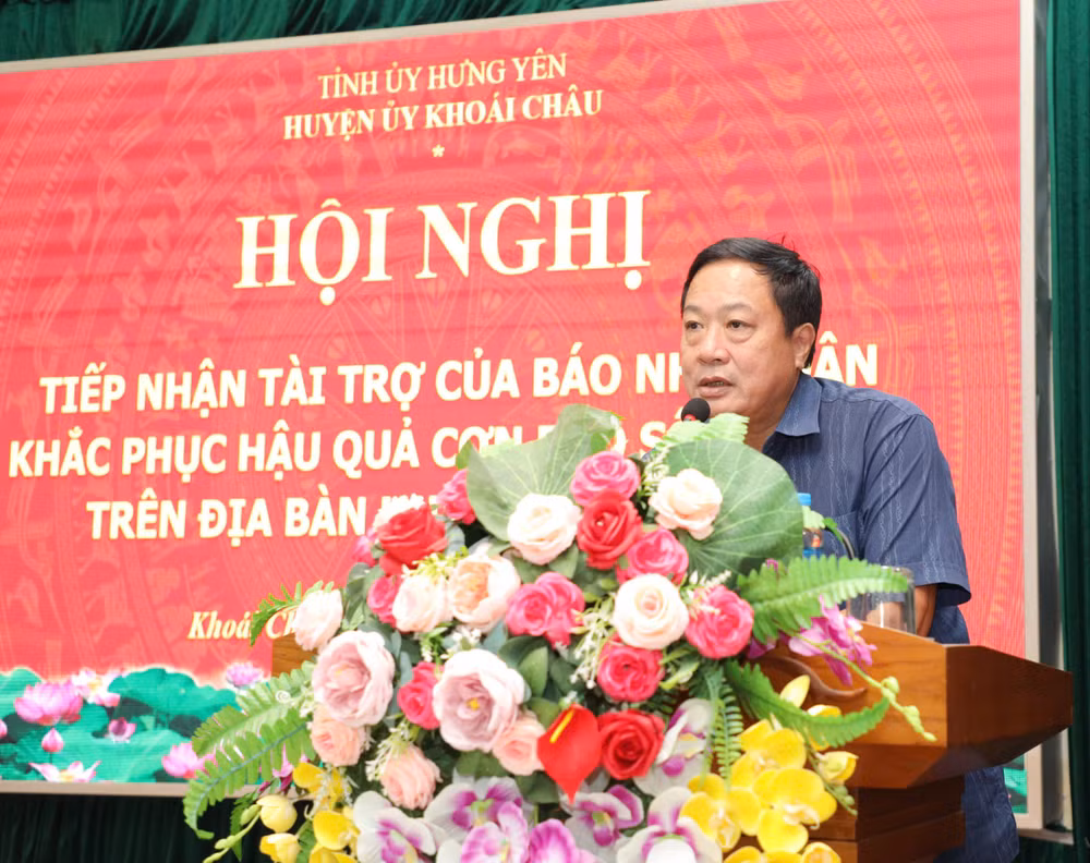 Ông Nguyễn Ngọc Kim Anh, Giám đốc Công ty cổ phần Văn hóa Đọc và Học Việt Nam thông tin về những hoạt động ủng hộ người dân thiệt hại do bão số 3 của công ty.