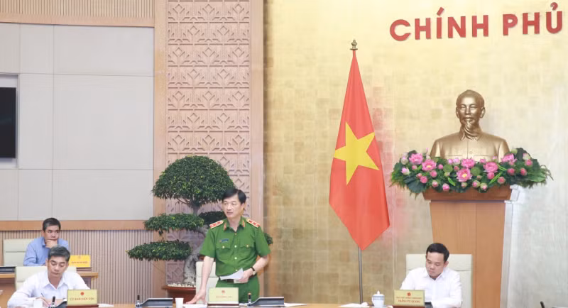 Thứ trưởng Công an Nguyễn Duy Ngọc phát biểu tại hội nghị. Thứ trưởng Công an Nguyễn Duy Ngọc phát biểu tại hội nghị.