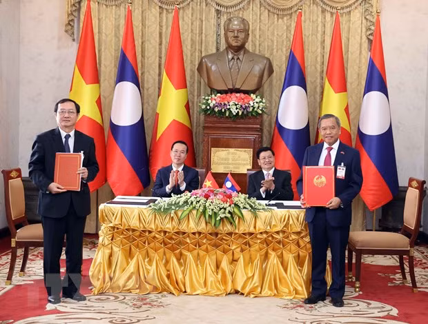 [Ảnh] Chủ tịch nước Võ Văn Thưởng hội đàm với Tổng Bí thư, Chủ tịch nước Lào ảnh 5